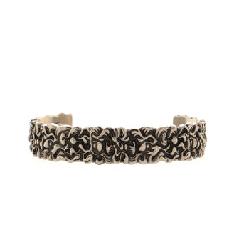 Gucci Lion Mane Cuff Bracelet Engraved Metal Medium