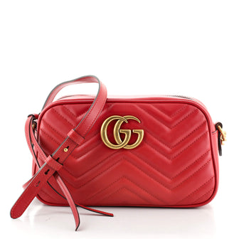 Gucci GG Marmont Shoulder Bag Matelasse Leather Small