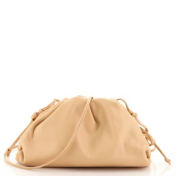 Bottega Veneta The Pouch Leather 20