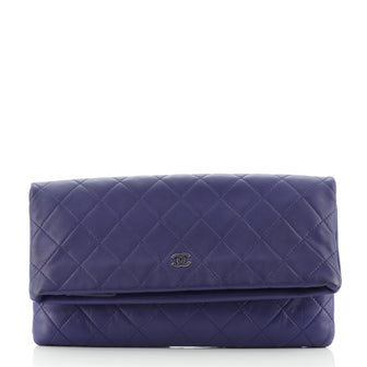 Chanel Beauty CC Clutch Quilted Lambskin