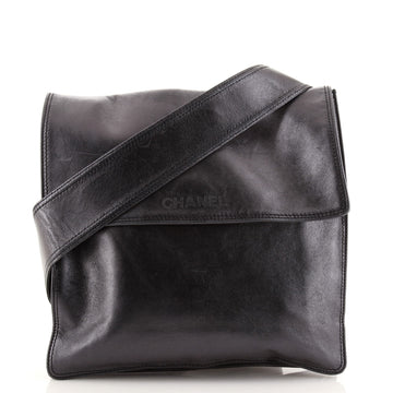 Chanel Vintage Logo Flap Messenger Bag Leather Medium
