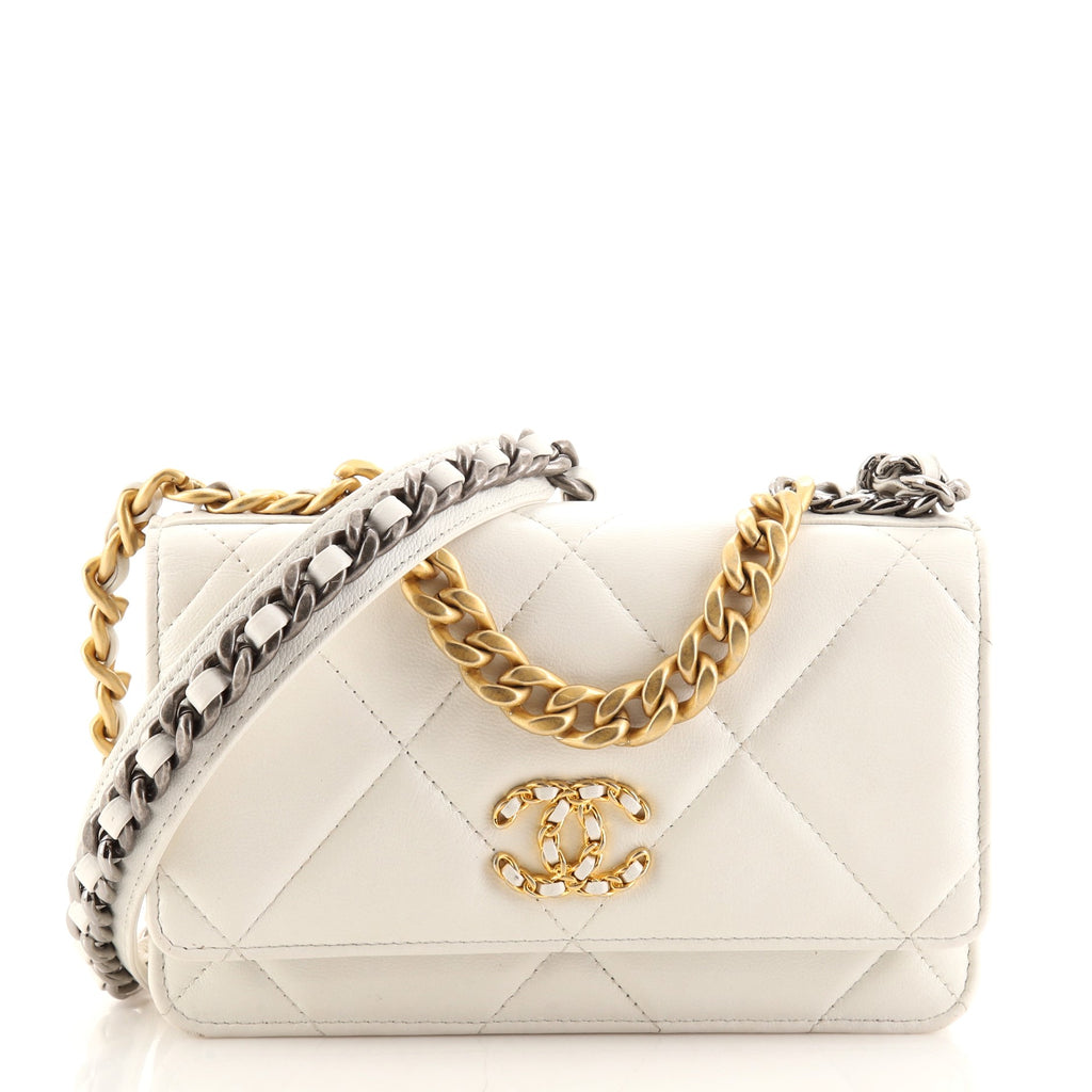 Chanel 19 Wallet on Chain Quilted Lambskin White 1155561