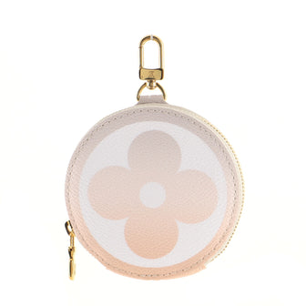 Louis Vuitton Multi Pochette Accessoires Round Coin Purse By The Pool Monogram Giant