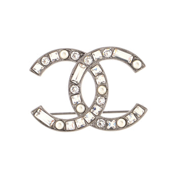 Chanel CC Brooch Metal with Crystals and Faux Pearls