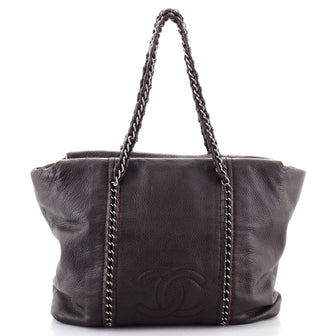 Chanel Luxe Ligne Zipped Tote Leather Large