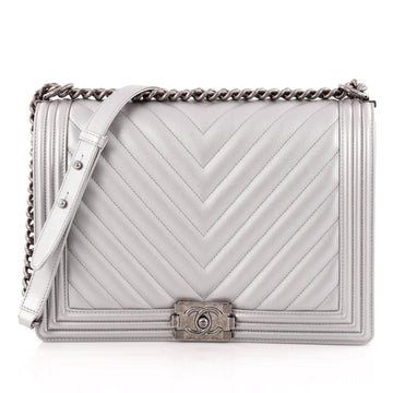 Chanel Boy Flap Bag Chevron Calfskin Large 