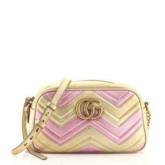 Gucci GG Marmont Shoulder Bag Matelasse Leather Small