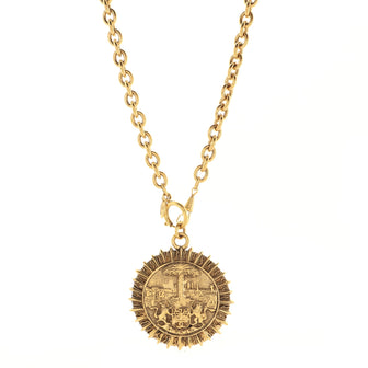 Chanel Vintage Coat of Arms Sunburst Medallion Pendant Necklace Metal