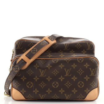 Louis Vuitton Monogram Nil Messenger Camera Bag For Sale at