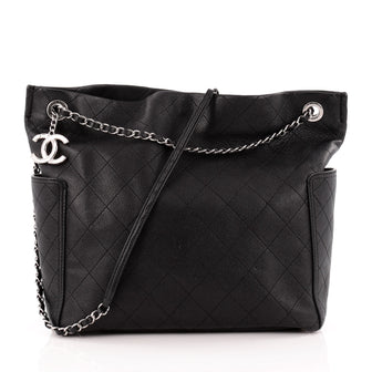 Chanel CC Pocket Tote Quilted Caviar Medium