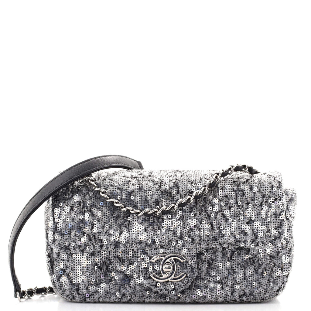 Chanel Sequin Waterfall Backpack CC Logo Gray Black Silver Lightweight Practical Chanel Sequin Waterfall Backpack Grey 1876424 – FASHIONPHILE main image 4
