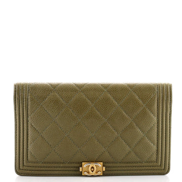 Chanel Boy Yen Wallet Quilted Caviar