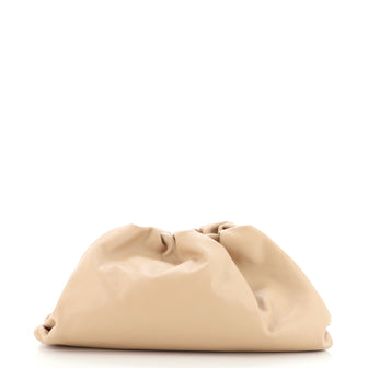 Bottega Veneta The Pouch Leather Medium