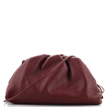 Bottega Veneta The Pouch Leather 20