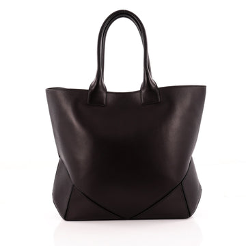 Givenchy Easy Tote Leather Medium