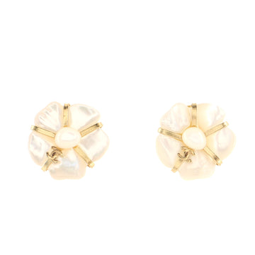 Chanel Vintage Flower CC Clip-on Earrings Faux Pearl with Shell