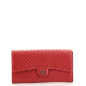 Chanel CC Gusset Classic Flap Wallet Chevron Caviar Long Red 1301671