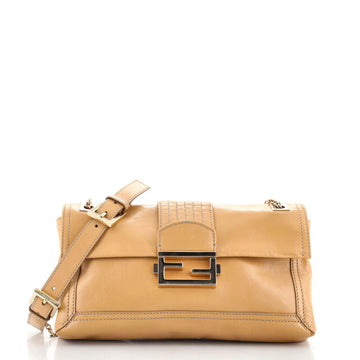 Fendi Chain Strap Baguette Leather Medium