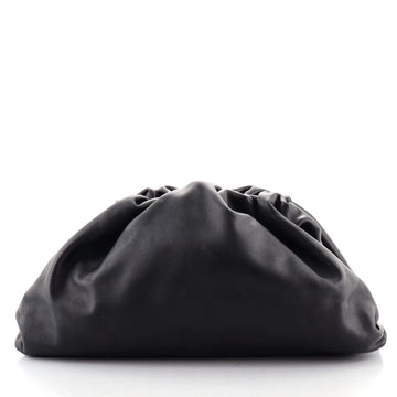Bottega Veneta The Pouch Leather Medium