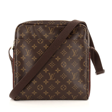 Louis Vuitton Trotteur Beaubourg Handbag Monogram Canvas