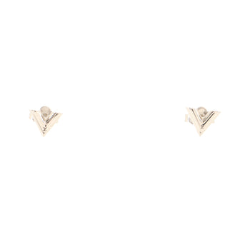 Jewelry, Louis Vuitton Essential V Stud Earrings