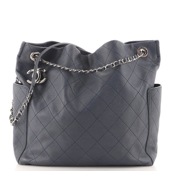 Chanel CC Pocket Hobo Quilted Caviar Medium