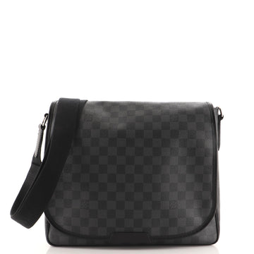Louis Vuitton Daniel Messenger Bag Damier Graphite MM