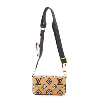 Louis Vuitton Felicie Strap & Go Handbag Wild at Heart Monogram Giant