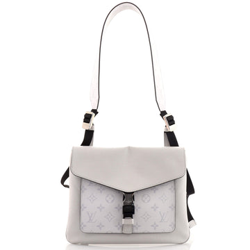 Louis Vuitton Outdoor Flap Messenger Monogram Taigarama