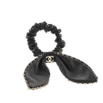 Chanel leather hair accessory Chanel Black in Leather - 18548508