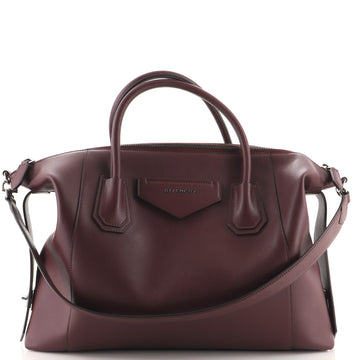 Givenchy Antigona Soft Bag Leather Medium