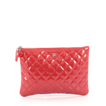Chanel Valentine Hearts O Case Clutch Quilted Patent Medium Red