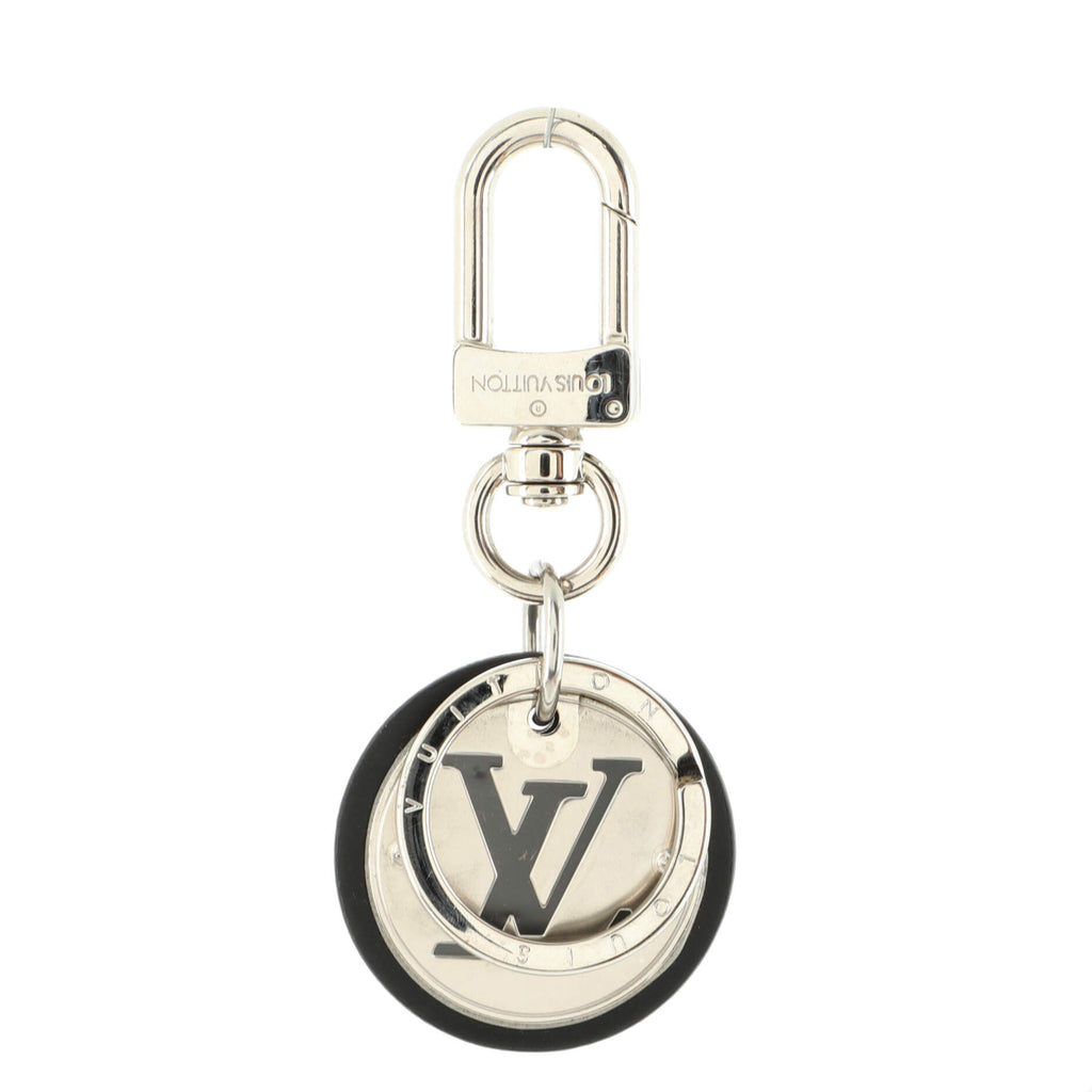 LV Key Pouch As A Bag Charm, How To Shorten The Key Chain