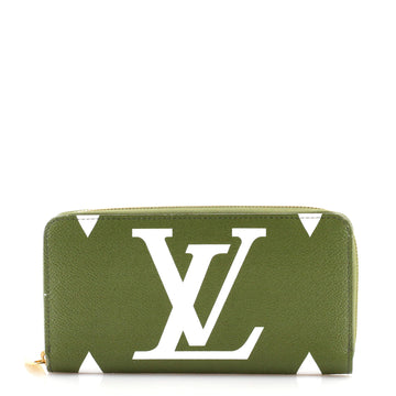 Louis Vuitton Zippy Wallet Limited Edition Colored Monogram Giant