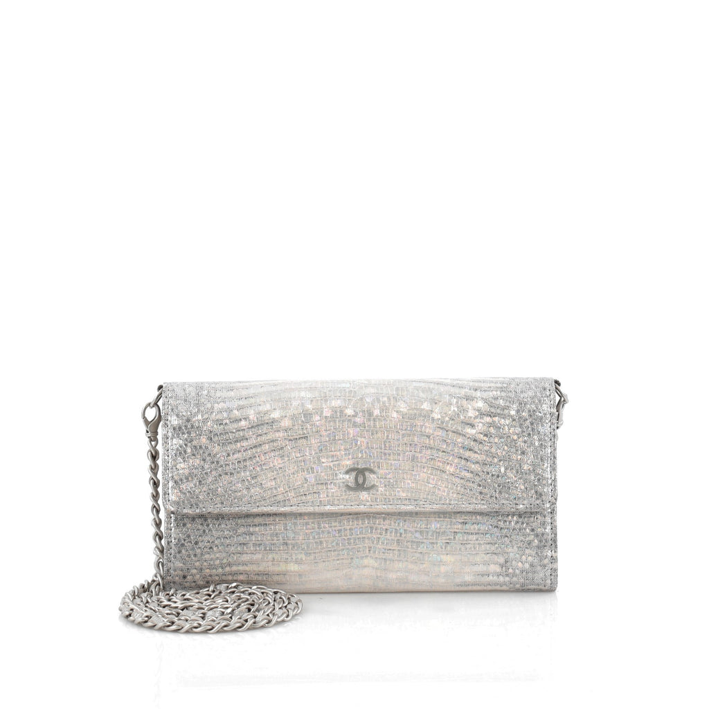 Chanel card holder in iridescent leather with chain Silvery Grey