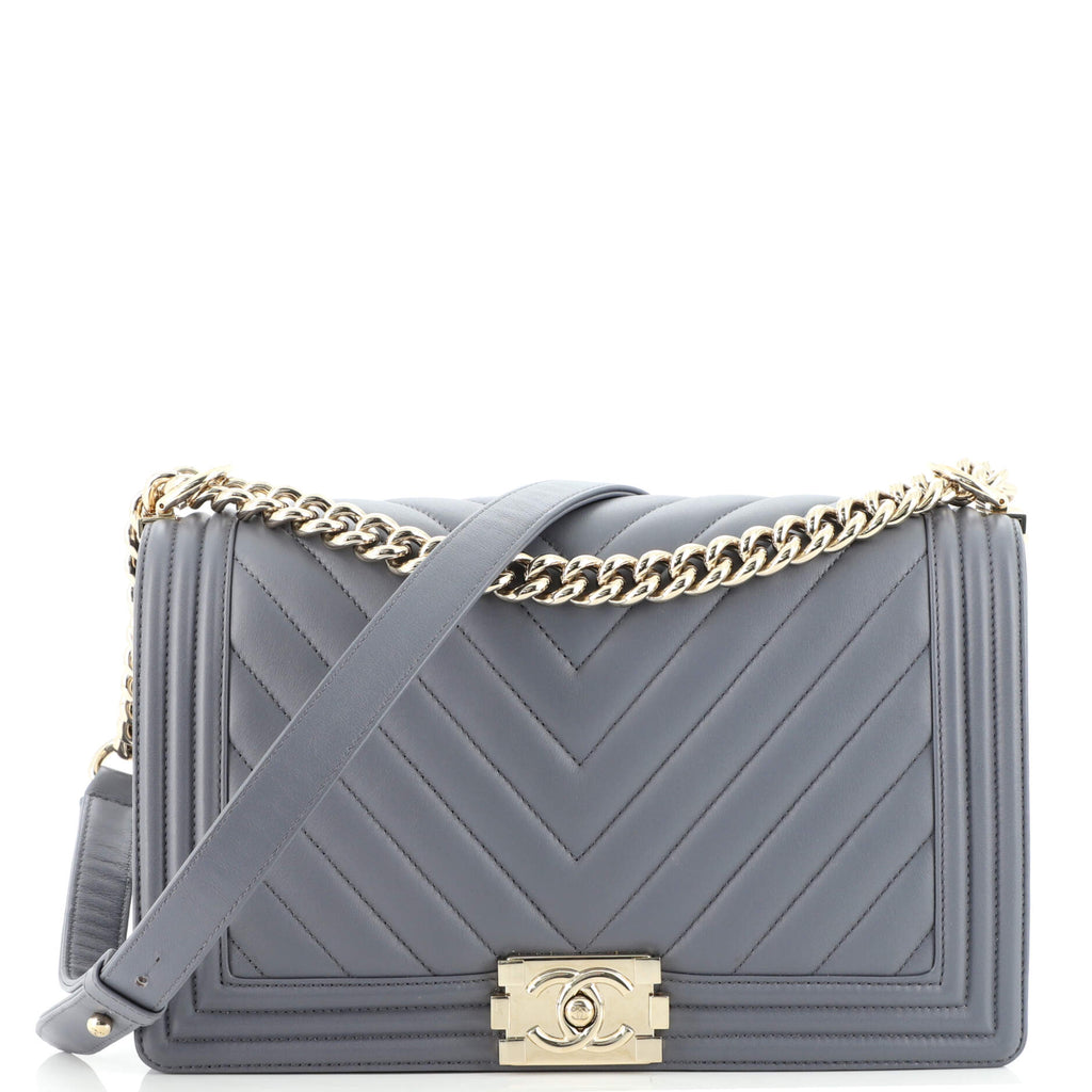 Chanel Boy Flap Bag Chevron Calfskin New Medium Gray 1508331