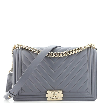 Chanel Boy Flap Bag Chevron Calfskin New Medium