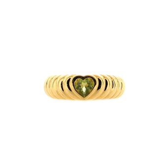 Tiffany & Co. Ribbed Friendship Heart Ring 18K Yellow Gold with Peridot