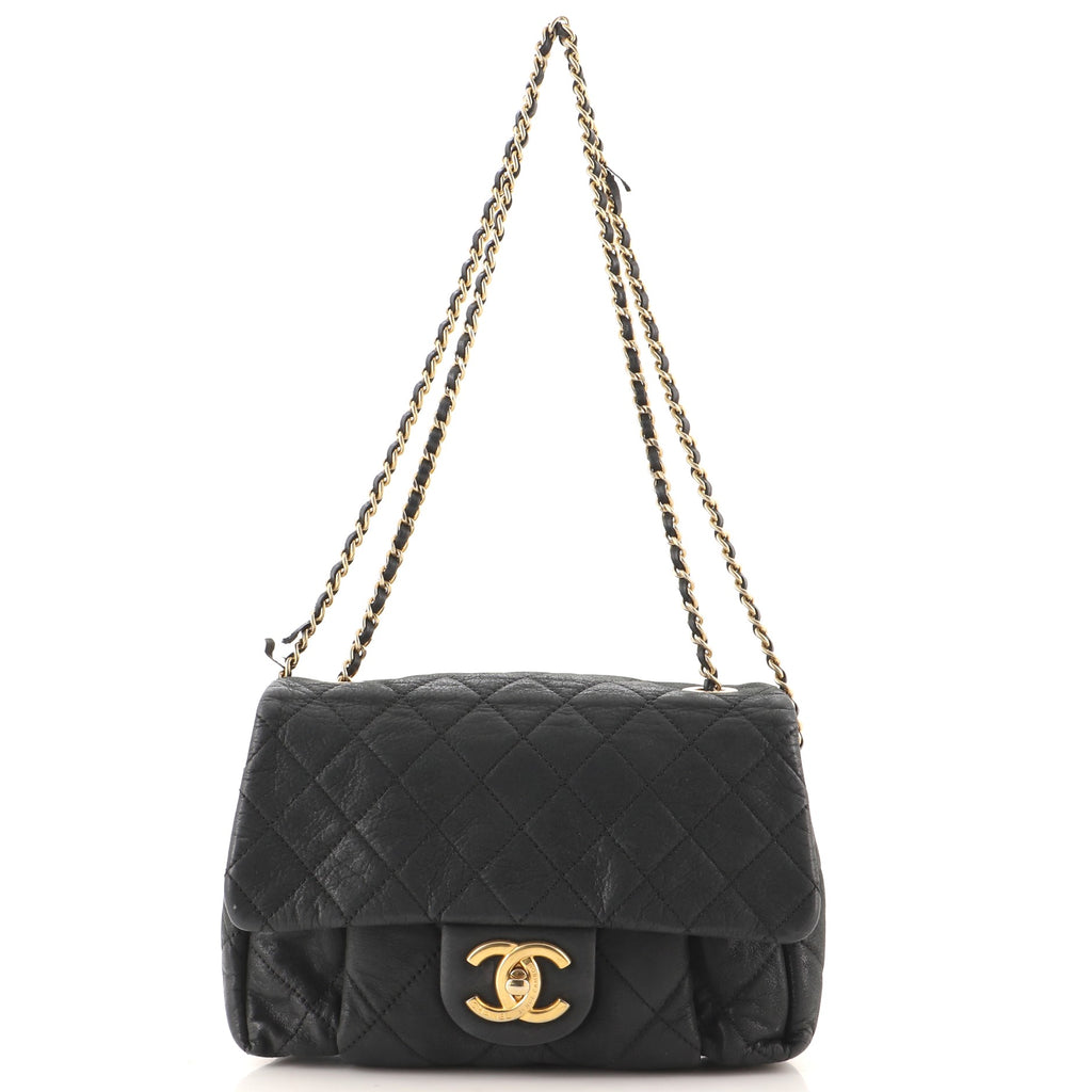 Chanel Chic Quilt Flap Bag Quilted Iridescent Calfskin Small Black 1531531