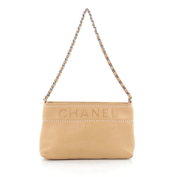 Chanel Lax Pochette Leather neutral