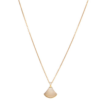 Bvlgari Diva's Dream Pendant Necklace 18K Rose Gold with Mother of Pearl and Diamond Small