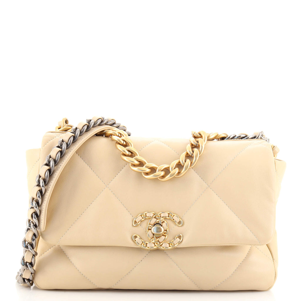 CHANEL Lambskin Quilted Medium Chanel 19 Flap White 507249