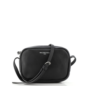 Balenciaga Everyday Camera Bag Leather XS