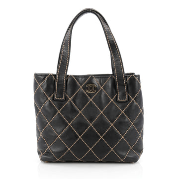 Chanel Surpique Tote Quilted Leather Medium Black