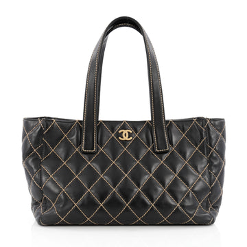 Chanel Surpique Tote Quilted Leather Medium