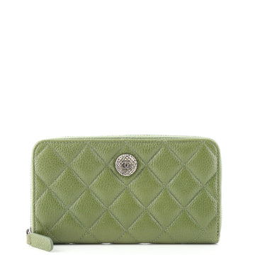 Chanel CC Medallion Zip Wallet Quilt Caviar Small