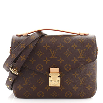 Louis Vuitton Pochette Metis Monogram Canvas