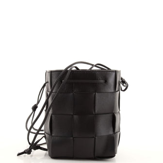 Bottega Veneta Cassette Bucket Bag Maxi Intrecciato Leather Small