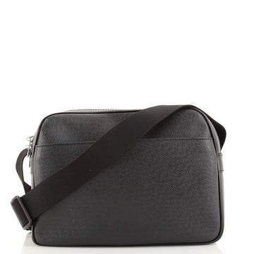 Louis Vuitton Reporter Bag Taiga Leather PM