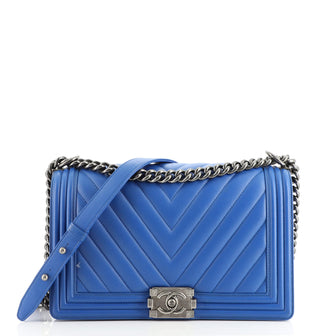 Chanel Boy Flap Bag Chevron Calfskin New Medium